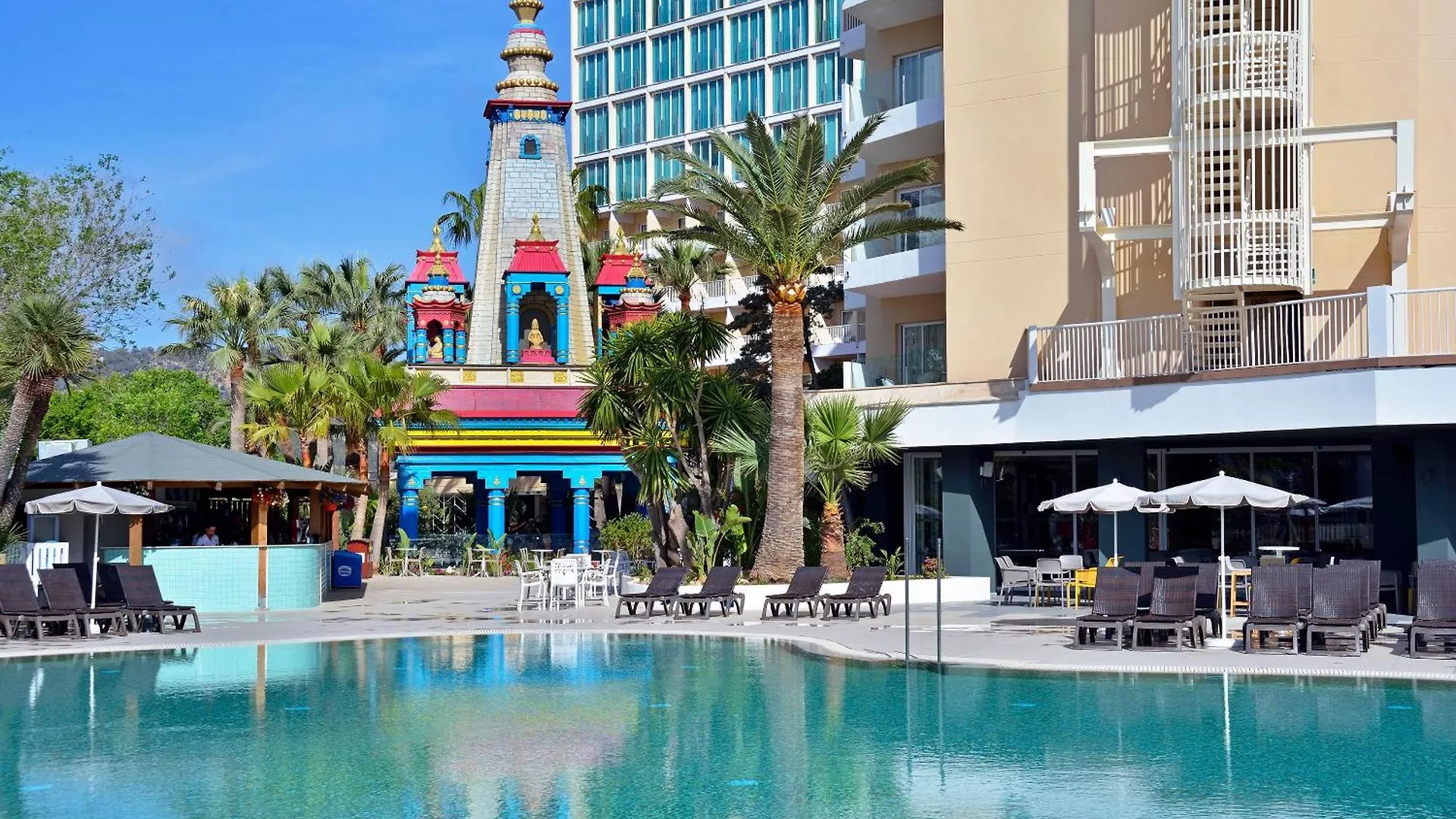 Sol Katmandu Park & Resort Magaluf  Hotel